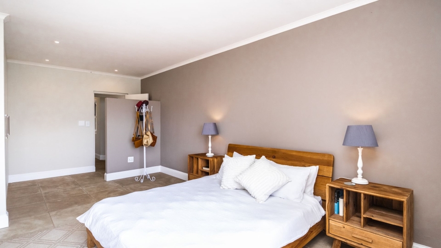 4 Bedroom Property for Sale in The Coves North West